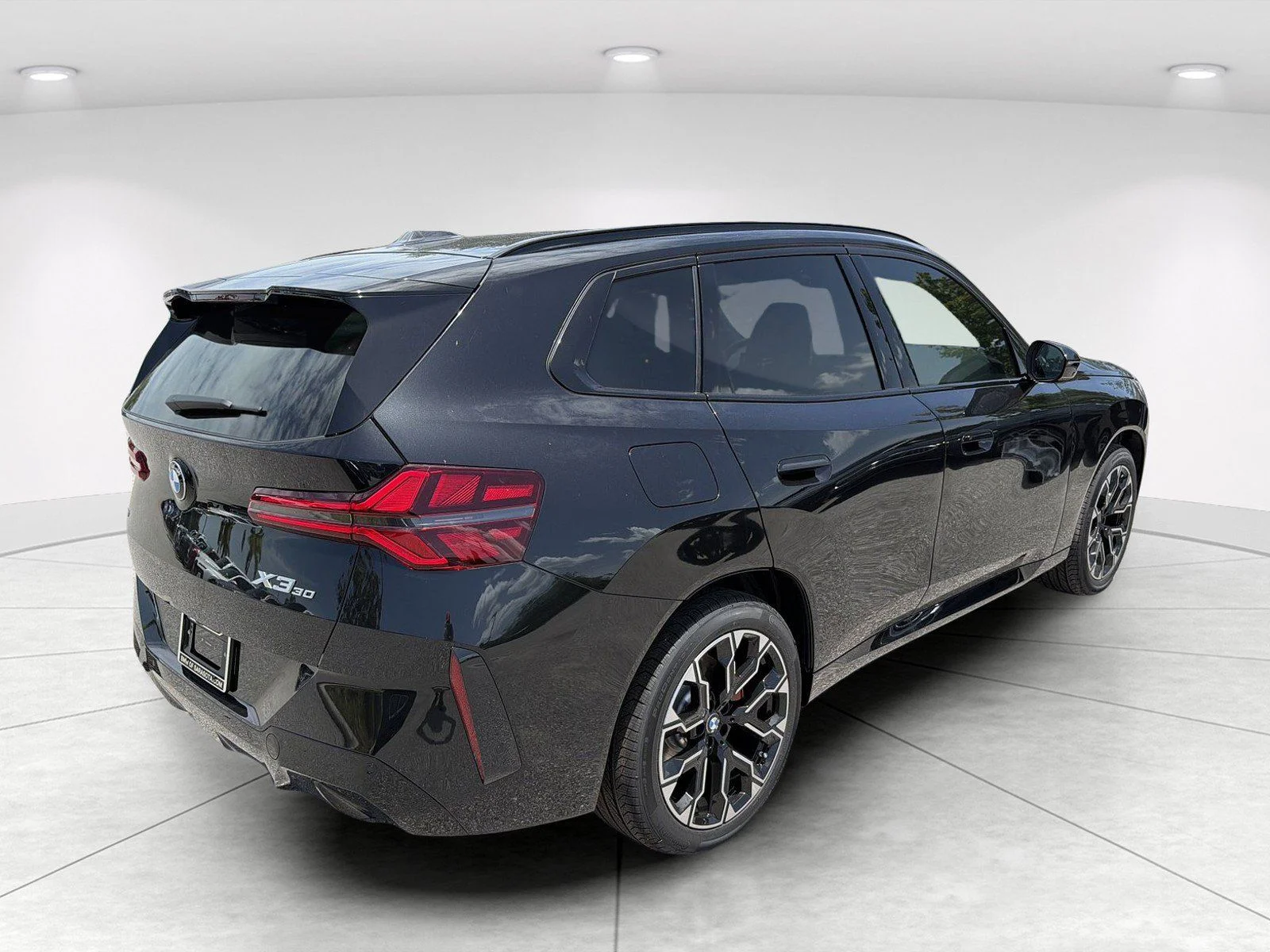 New 2026 Black Sapphire Metallic BMW 30 xDrive image 4
