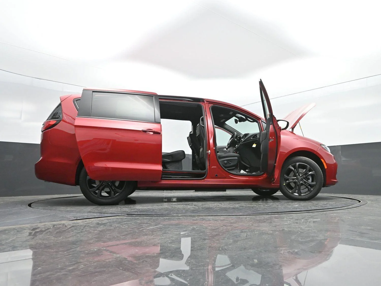 New 2026 Red Hot Pearl-Coat Exterior Paint Chrysler Select image 50
