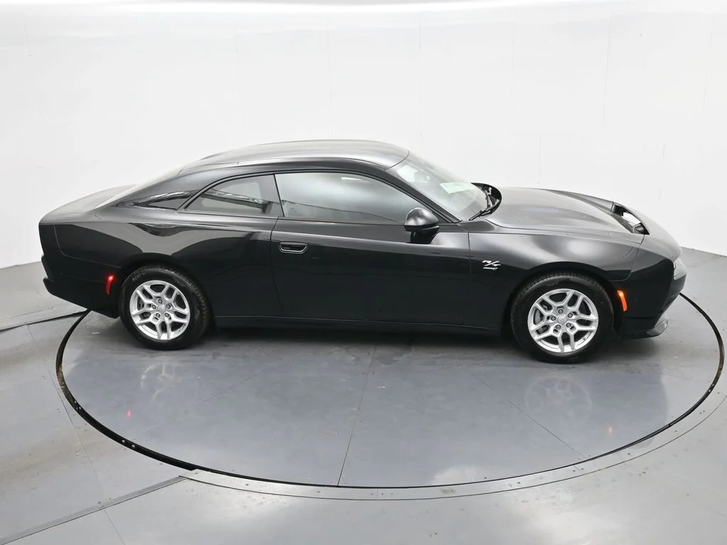New 2025 Diamond Black Crystal Pearlcoat Dodge R/T image 24