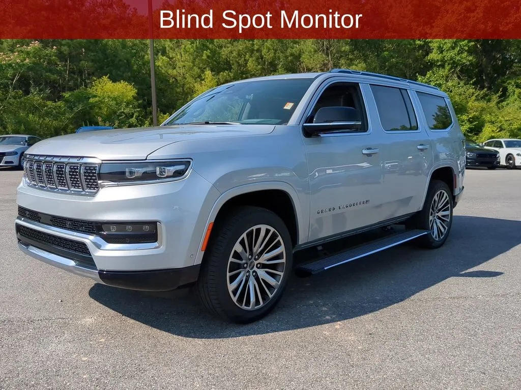 New 2023 Silver Jeep Series III image 10