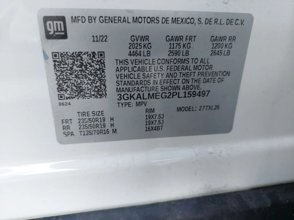 Used 2023 Summit White GMC SLE image 5