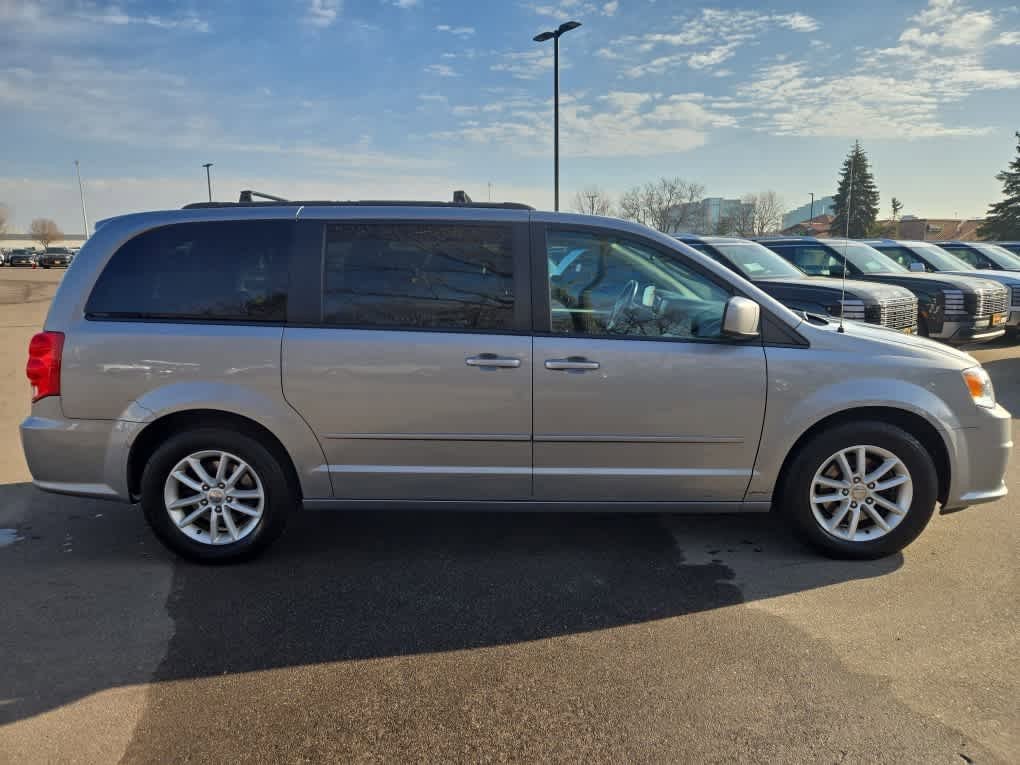 Used 2016 Dodge Grand Caravan SXT with VIN 2C4RDGCG3GR374244 for sale in Bloomington, Minnesota