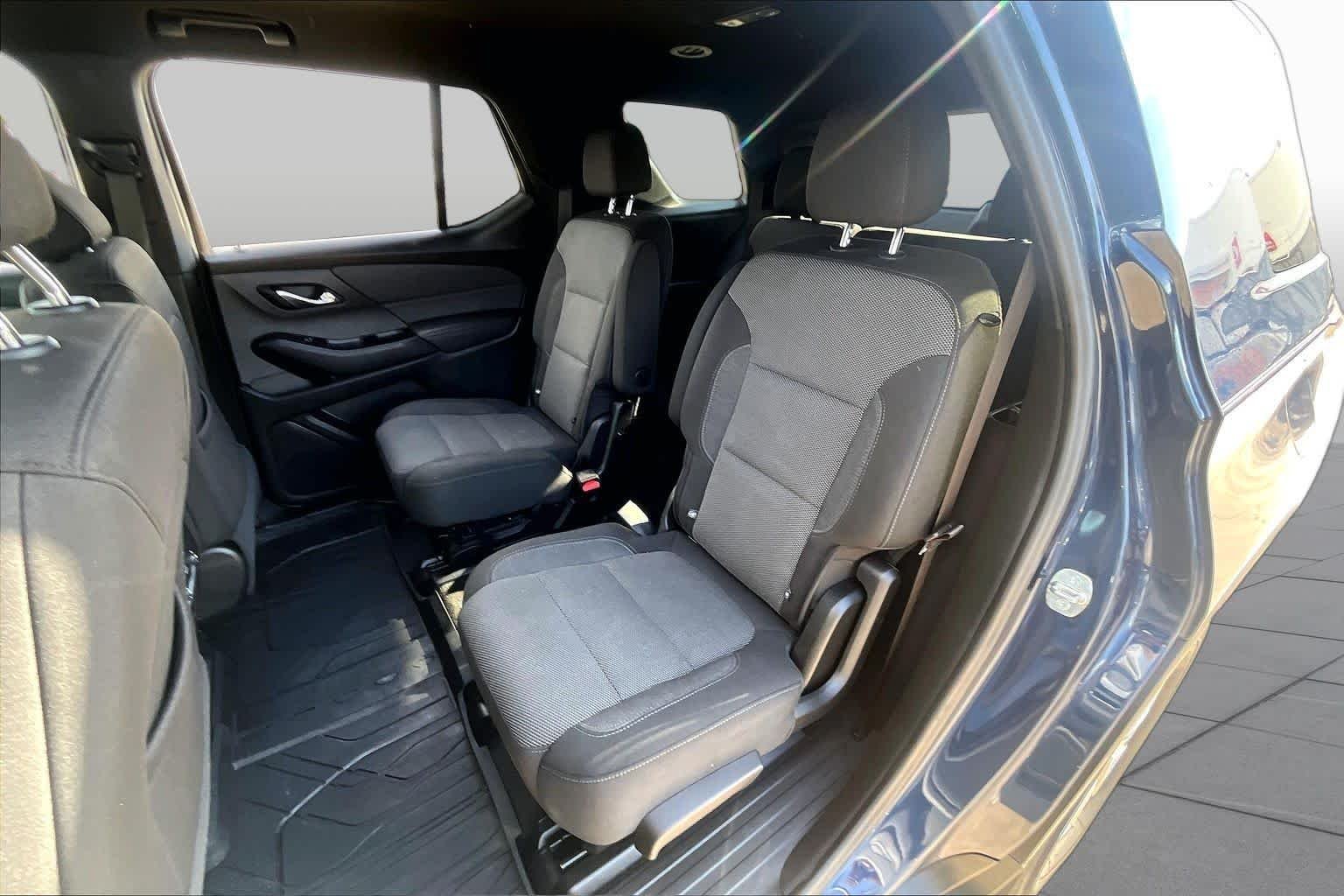 Used 2023 Northsky Blue Metallic Chevrolet LT Cloth image 21