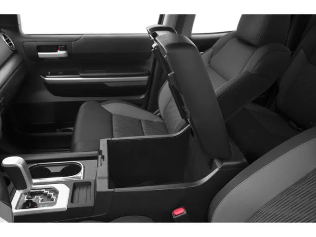 Used 2015  Toyota  image 15