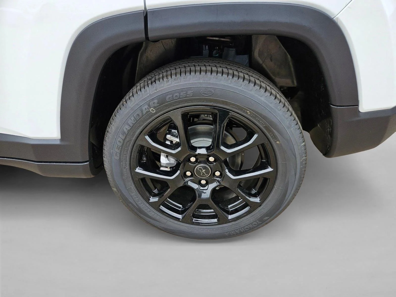 New 2026 Bright White Clearcoat Jeep Latitude Altitude image 10