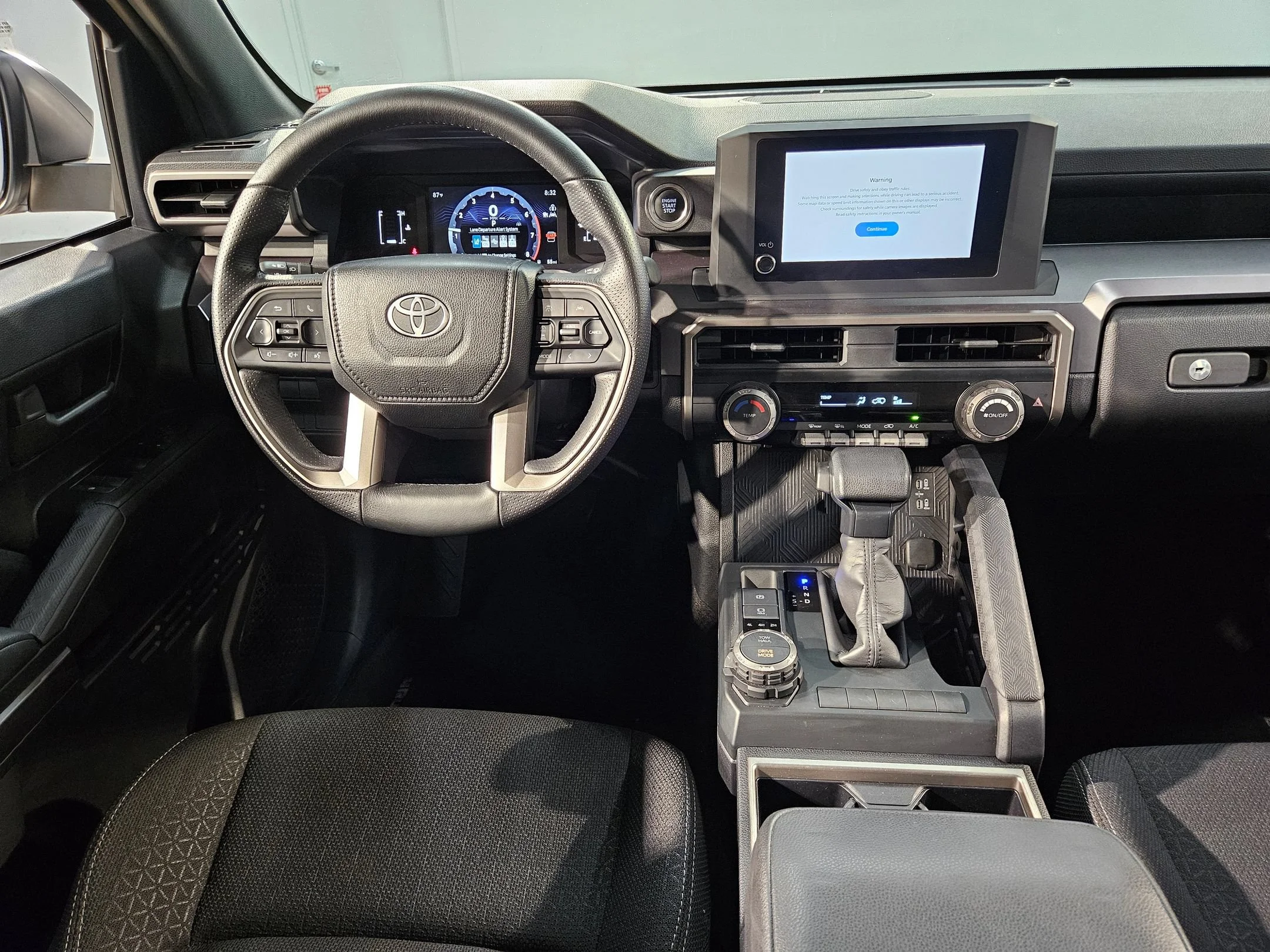 Used 2025 Cutting Edge Toyota SR5 image 9