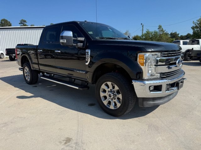 Used 2017 Black Ford Lariat image 7