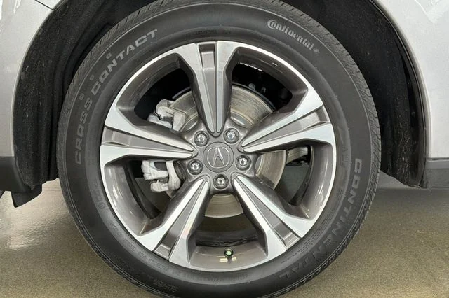 Used 2025 Urban Gray Pearl Acura Technology Package image 37