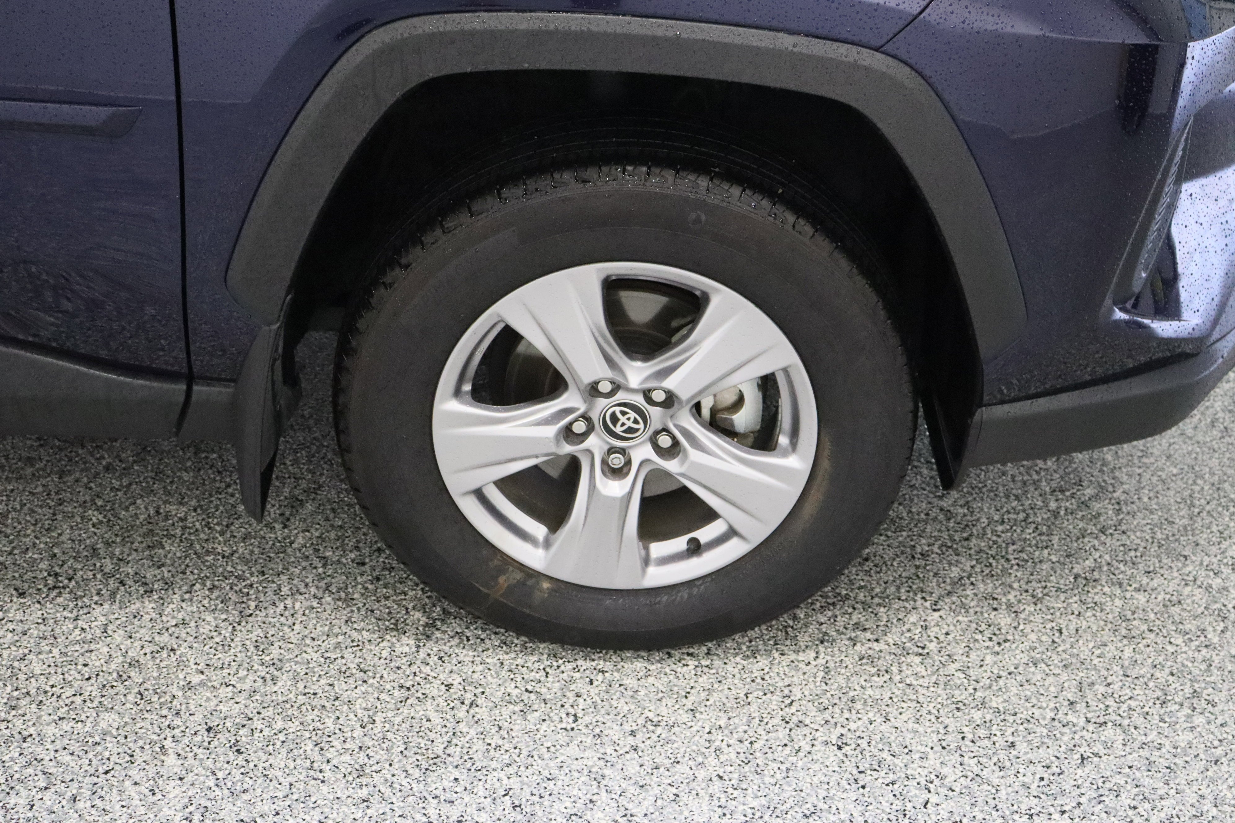 Used 2025 Blueprint Toyota XLE 2.5L image 5