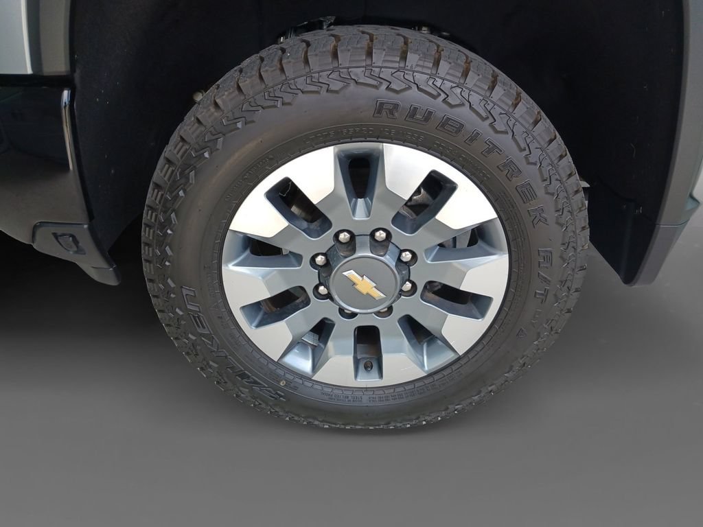 Used 2024 Sterling Gray Metallic Chevrolet Custom image 14