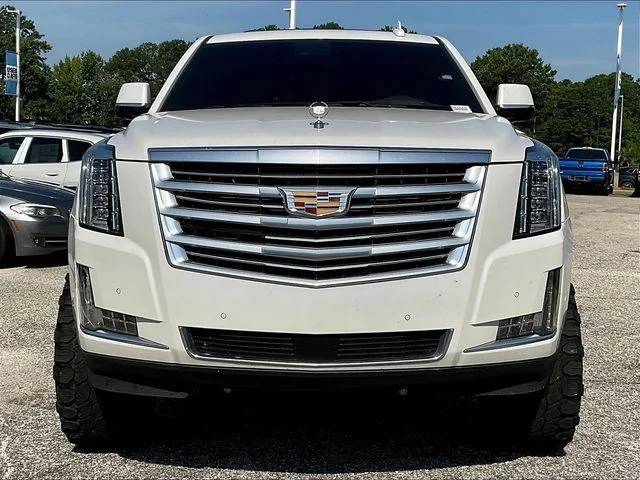 Used 2019 White Cadillac Platinum Edition image 2