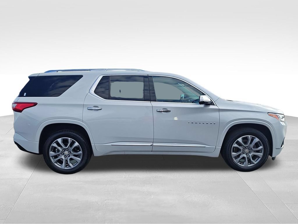 Used 2020 IRIDESCENT PEARL TRICOAT Chevrolet Premier image 6