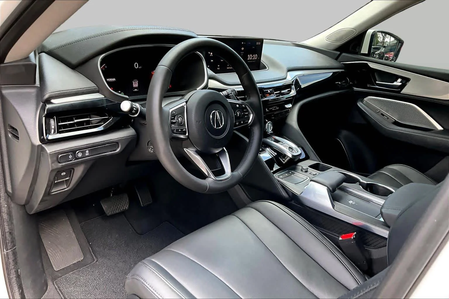 Used 2024 Platinum White Pearl Acura  image 18