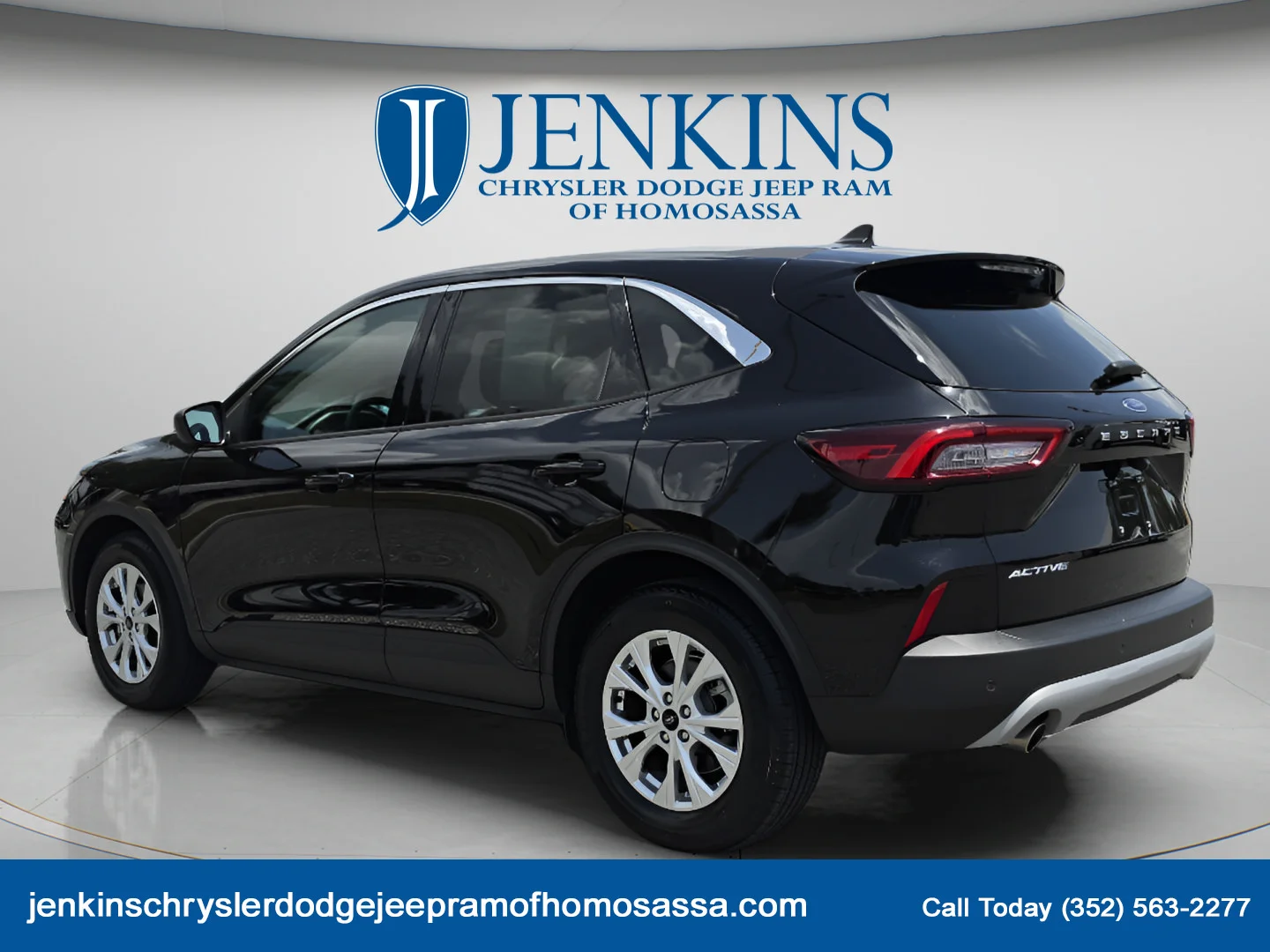 Used 2024 Agate Black Metallic Ford Active image 8