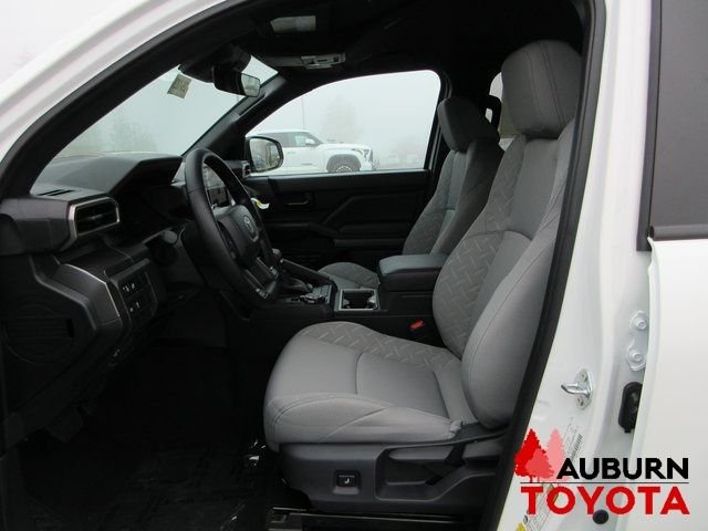 2026 Toyota Tacoma SR5 - Photo 7