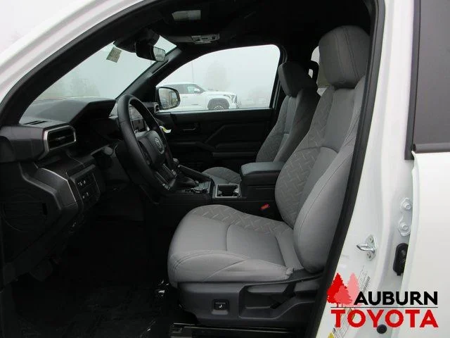 2026 Toyota Tacoma SR5 - Photo 7