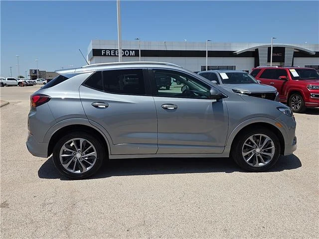 Used 2023 Moonstone Gray Metallic Buick Select Front-Wheel Drive image 5