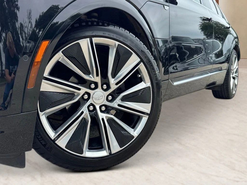 Certified 2025 Cadillac LYRIQ Luxury 3 with VIN 1GYKPTRL7SZ305541 for sale in Austin, TX