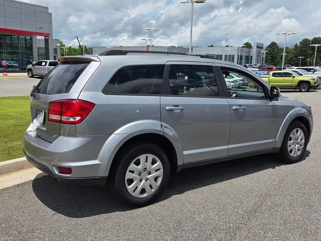 Used 2019 Silver Dodge SE image 10