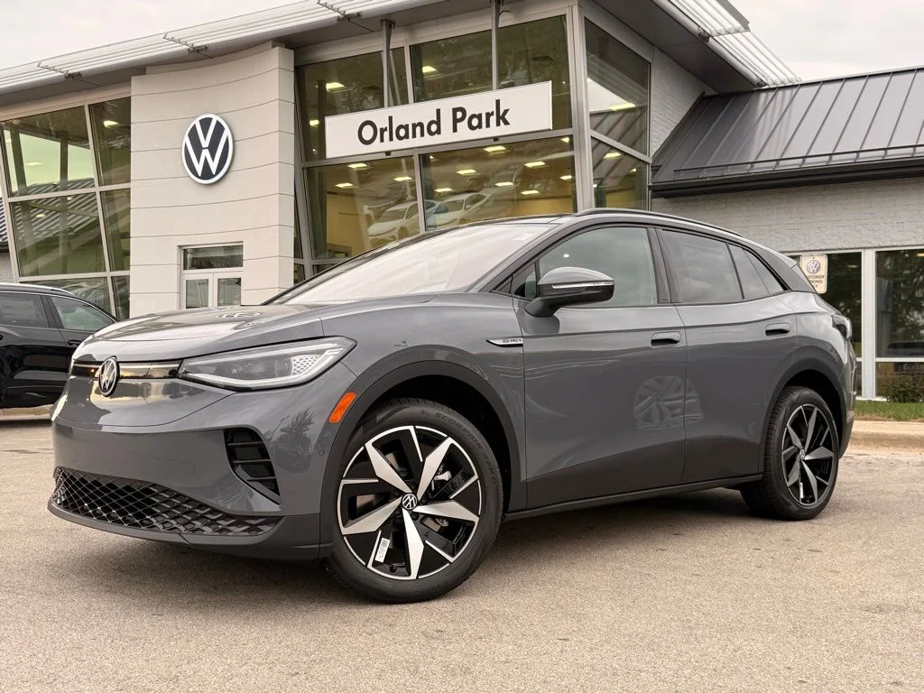 2025 Volkswagen ID.4 PRO S AWD's photo