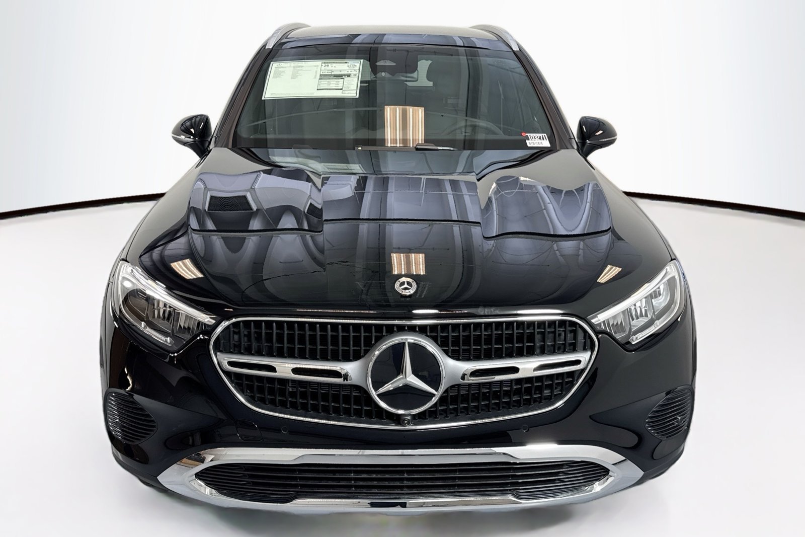 New 2026 Black Mercedes-Benz GLC 300 image 2