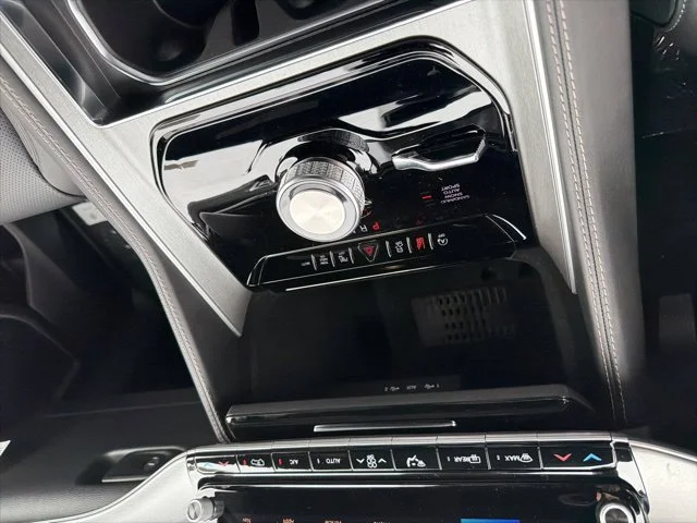New 2026 Black Jeep Limited Altitude image 19