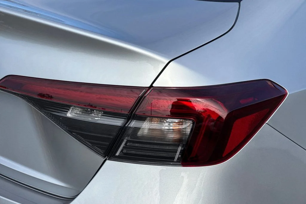 New 2026 Solar Silver Metallic Honda LX image 29