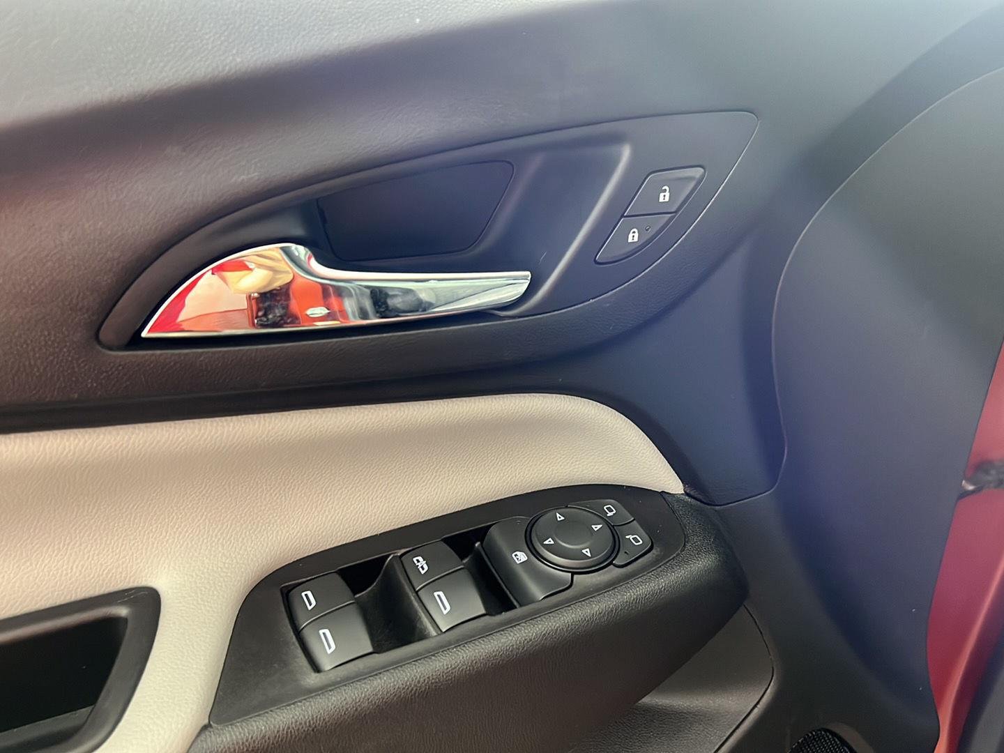 Used 2020 Cayenne Orange Metallic Chevrolet LT image 38