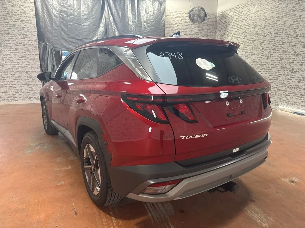 Used 2026 Ultimate Red Hyundai SEL image 5