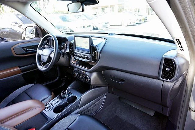 Used 2024 Gray Ford Outer Banks image 9