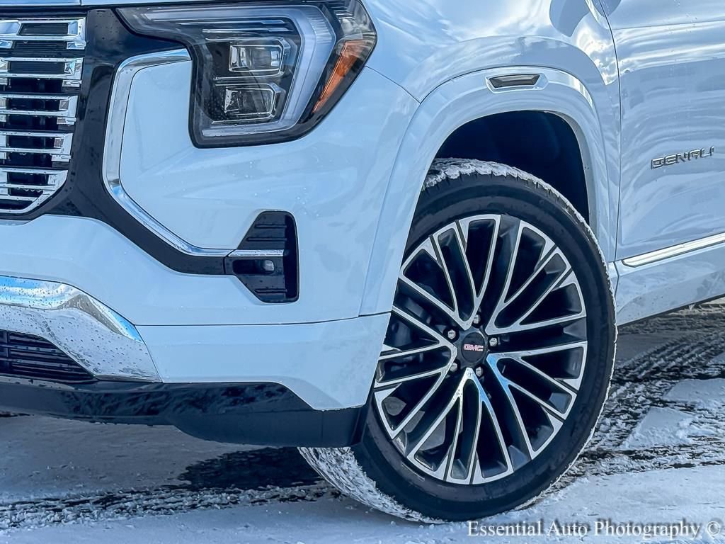 2026 GMC TERRAIN - Image 3