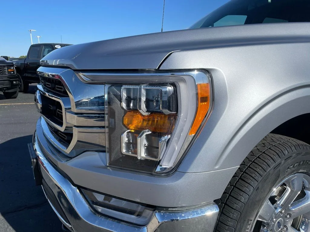 Used 2022 Silver Ford XLT image 34