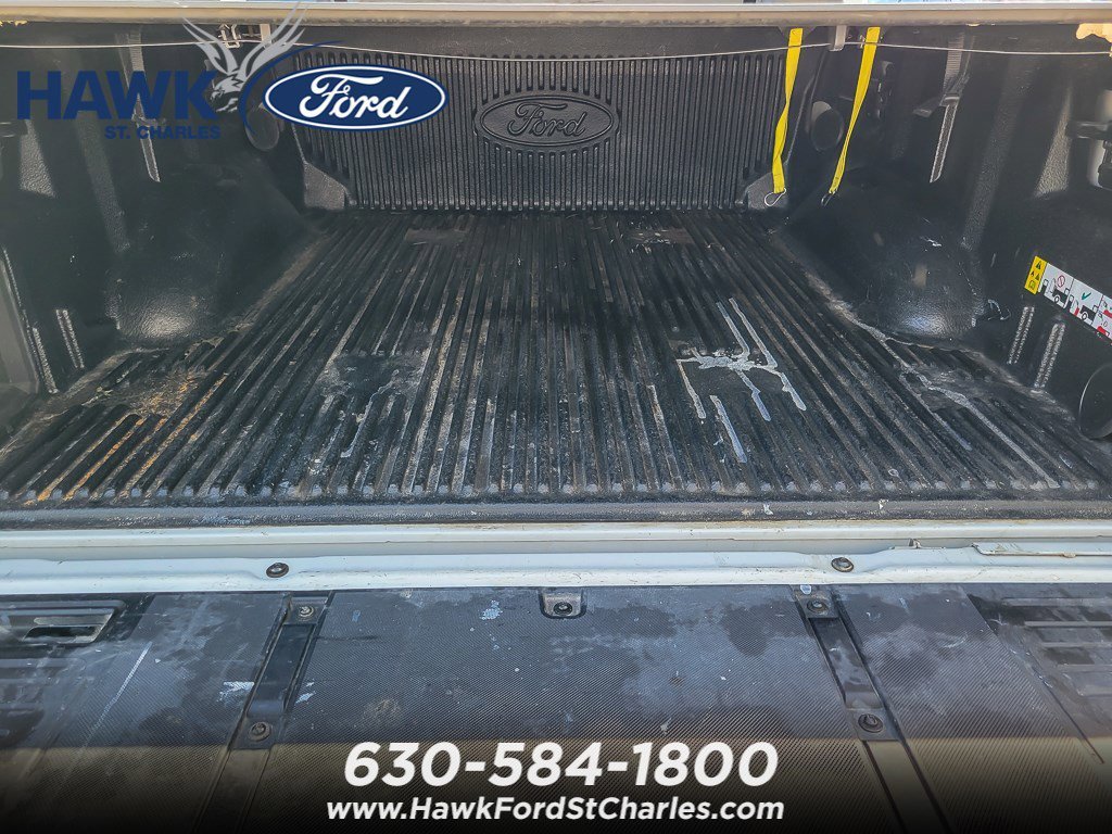 Used 2023 Oxford White Ford XLT image 19