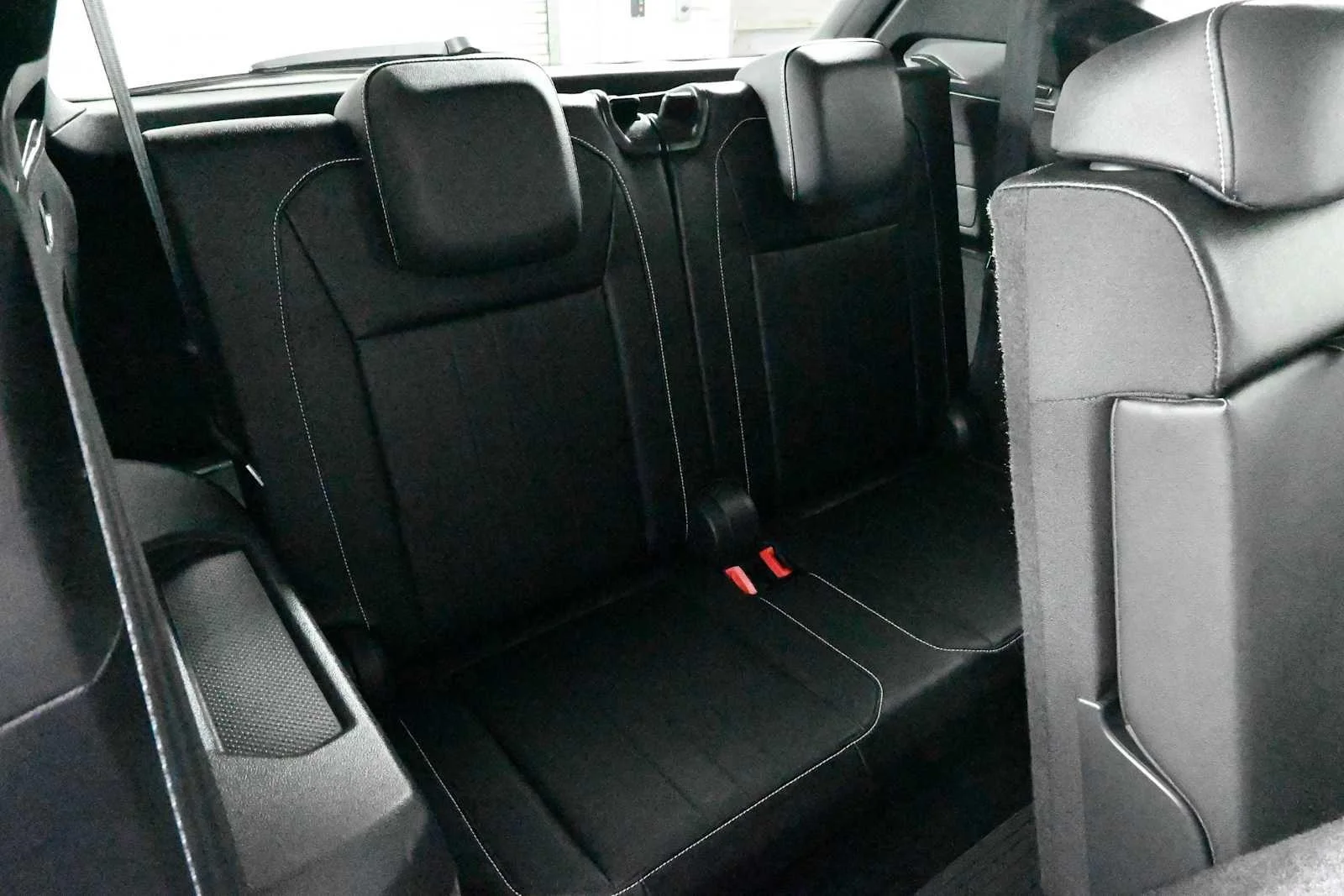 Certified Used 2023  VOLKSWAGEN SE image 10