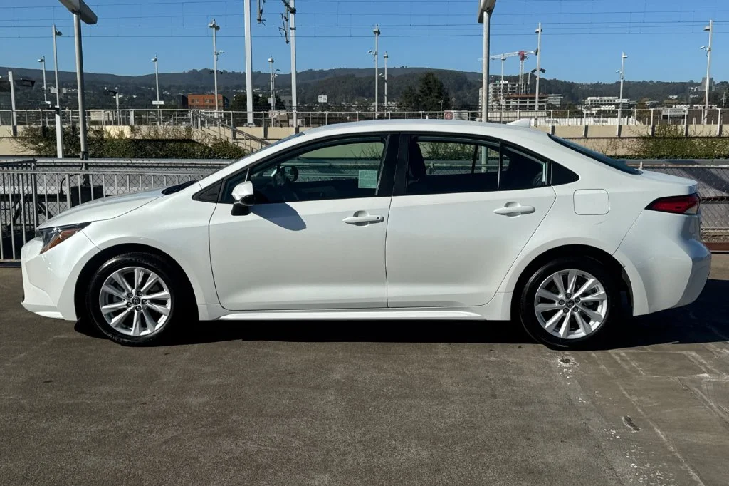 Used 2026 Beige Toyota LE image 7