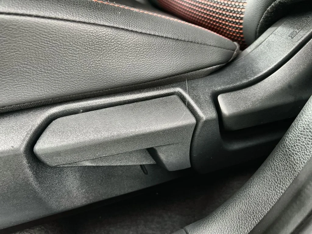 New 2026 Canyon Bronze Metallic Nissan SR image 14