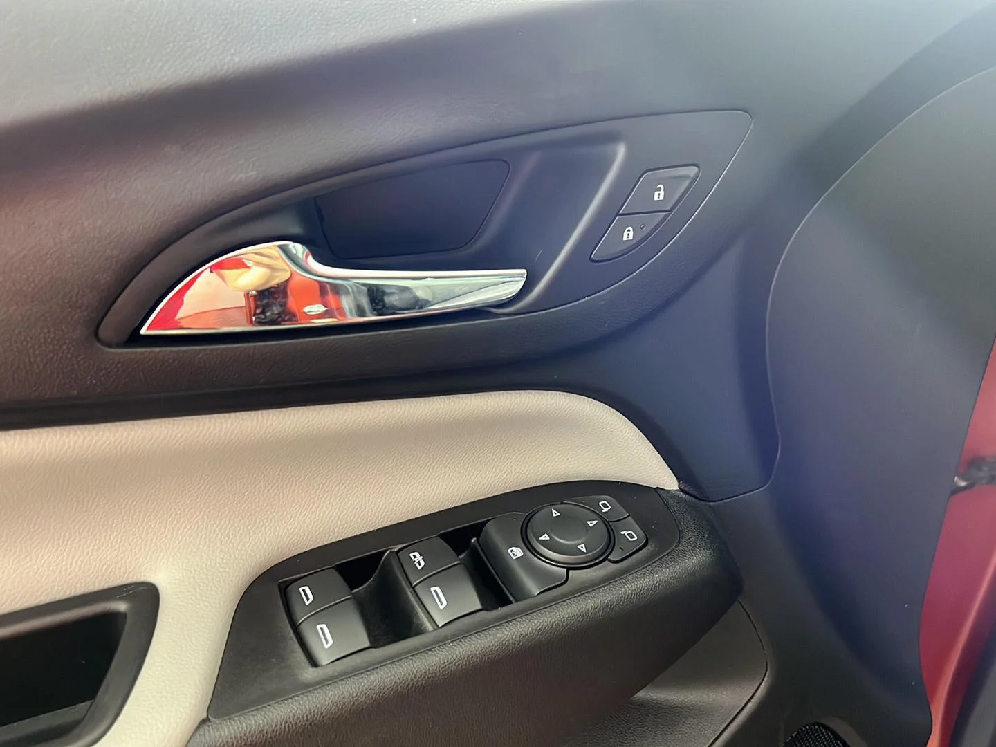 Used 2020 CAYENNE ORANGE METALLIC Chevrolet LT image 38