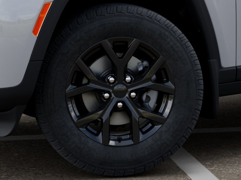 New 2026 Bright White Clear-Coat Exterior Paint Jeep Laredo image 8
