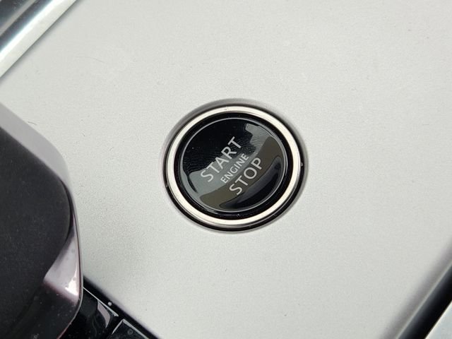 Used 2024 Black Land Rover Autobiography image 20
