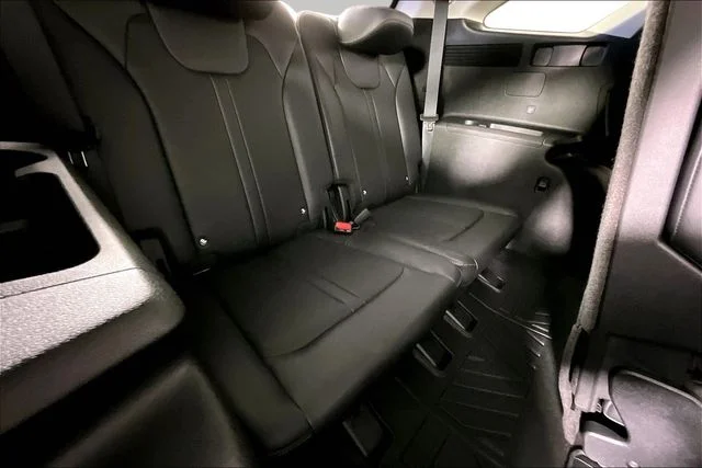 Certified Used 2025 Gray Kia S image 25