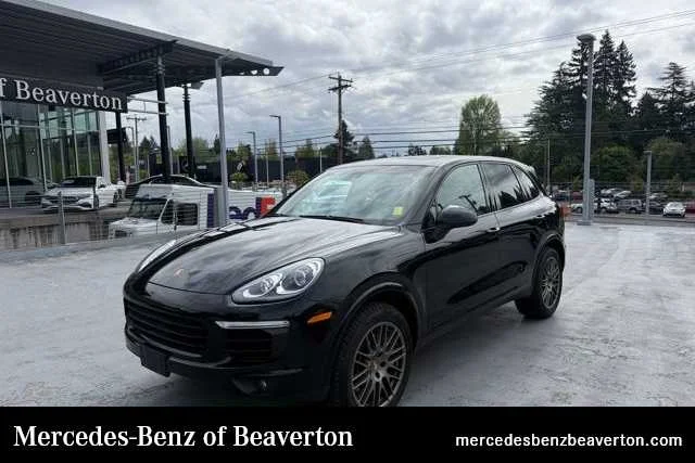2017 Porsche Cayenne Platinum Edition
