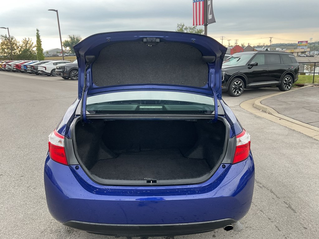Used 2015 Blue Crush Metallic Toyota S Premium image 13