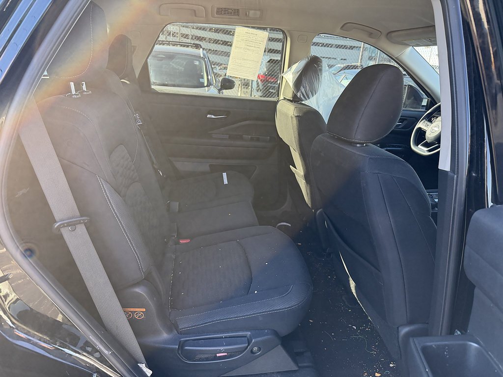 Used 2022 Super Black Nissan S image 15