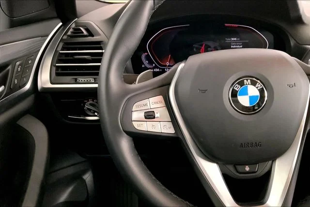 Used 2024 Dark Graphite Metallic BMW xDrive30i image 12