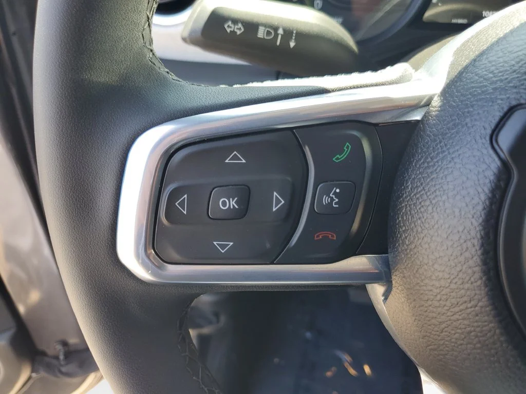 Used 2025 Gray Jeep Sahara 4xe image 24