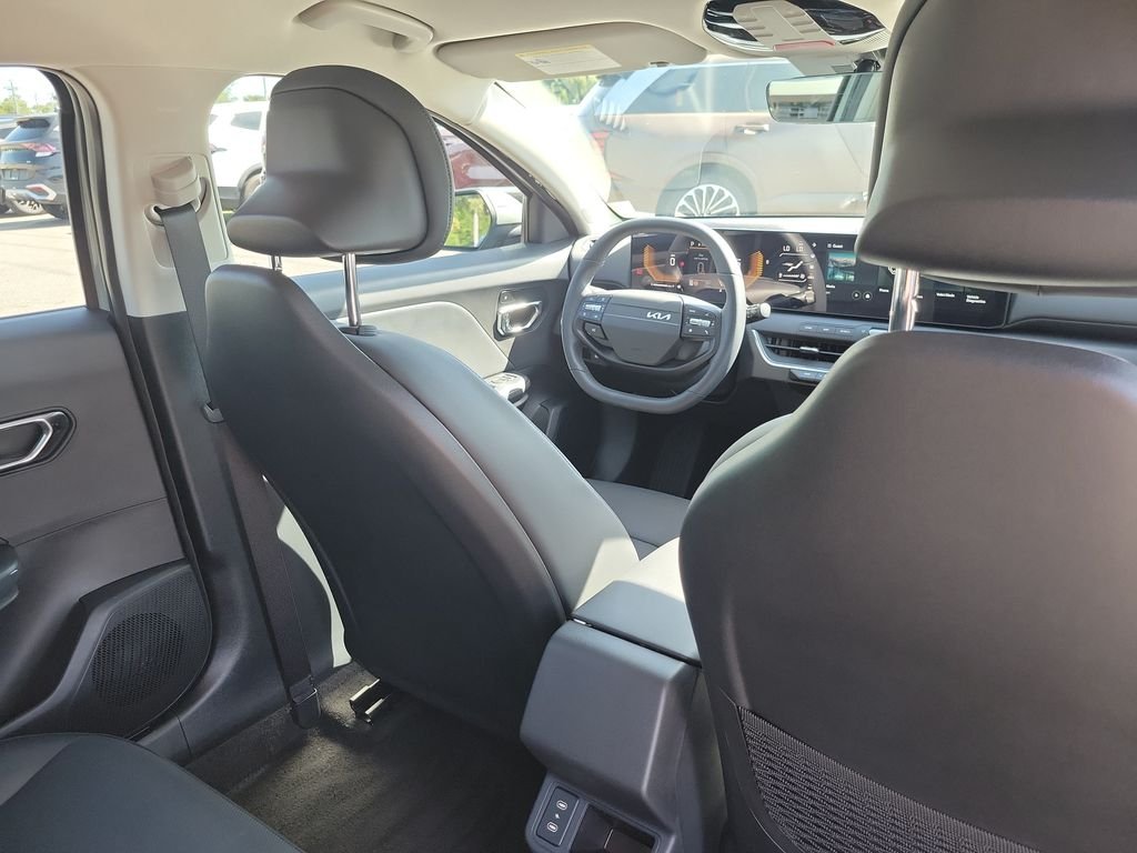 New 2026 Morning Haze Kia EX Hatchback image 13