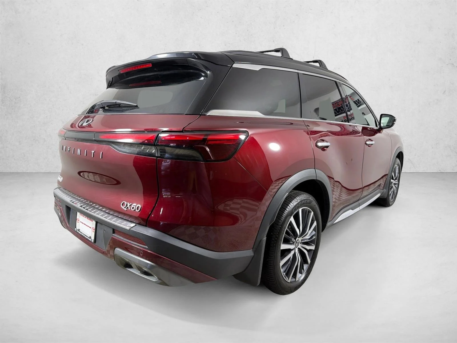 Used 2023 Maroon INFINITI AUTOGRAPH image 5