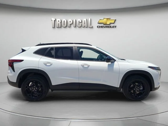 New 2026 Summit White Chevrolet LT image 6