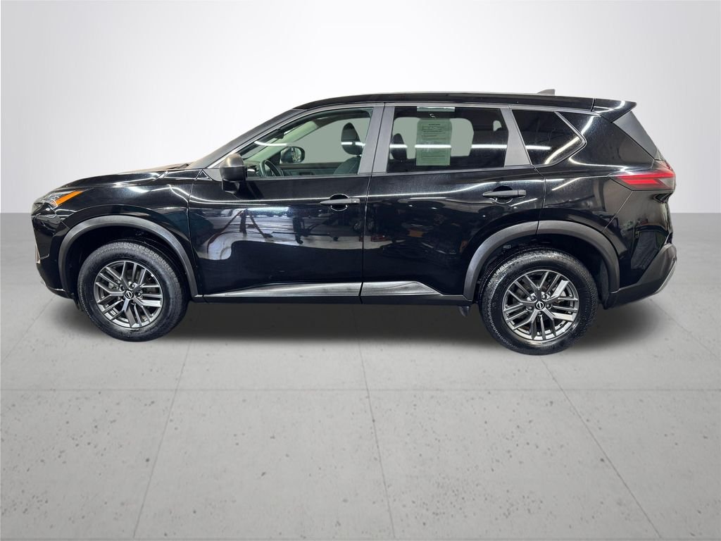 Used 2023 Black Nissan S image 3