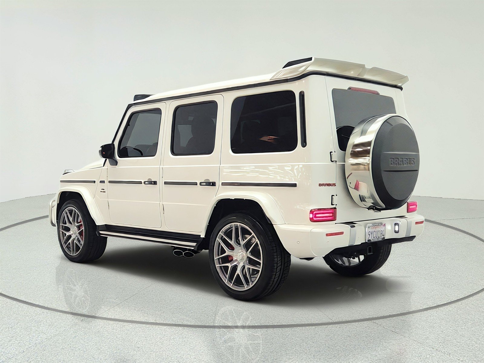 Used 2021 designo Diamond White Metallic Mercedes-Benz AMG® G 63 4MATIC SUV image 7